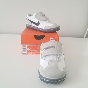 Nike Roadrunner Sneakers